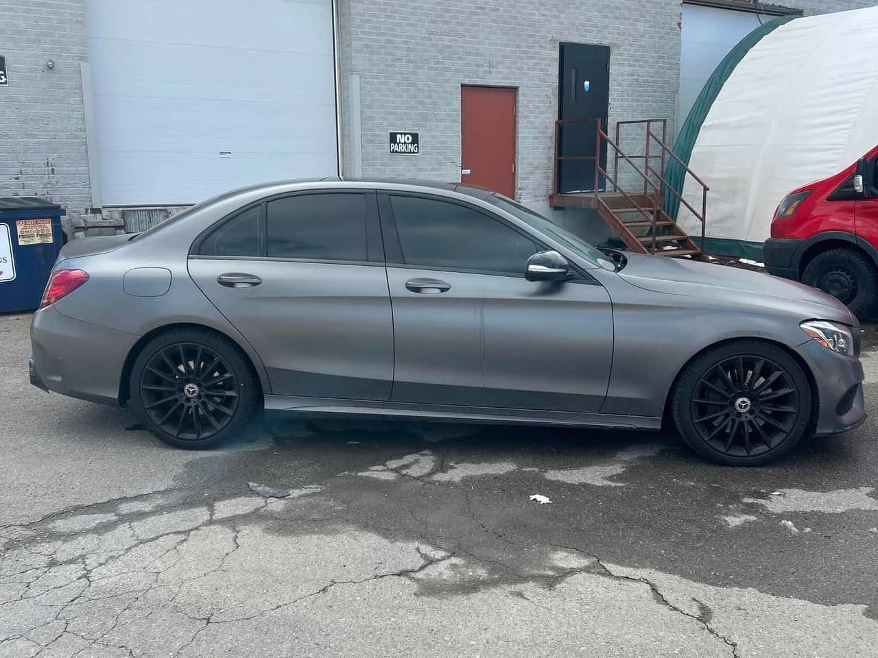 Mercedes-Benz C 400 4MATIC * AMG PACK* BURMASTER* ПОДГРЕВИ* , снимка 4 - Автомобили и джипове - 53841982