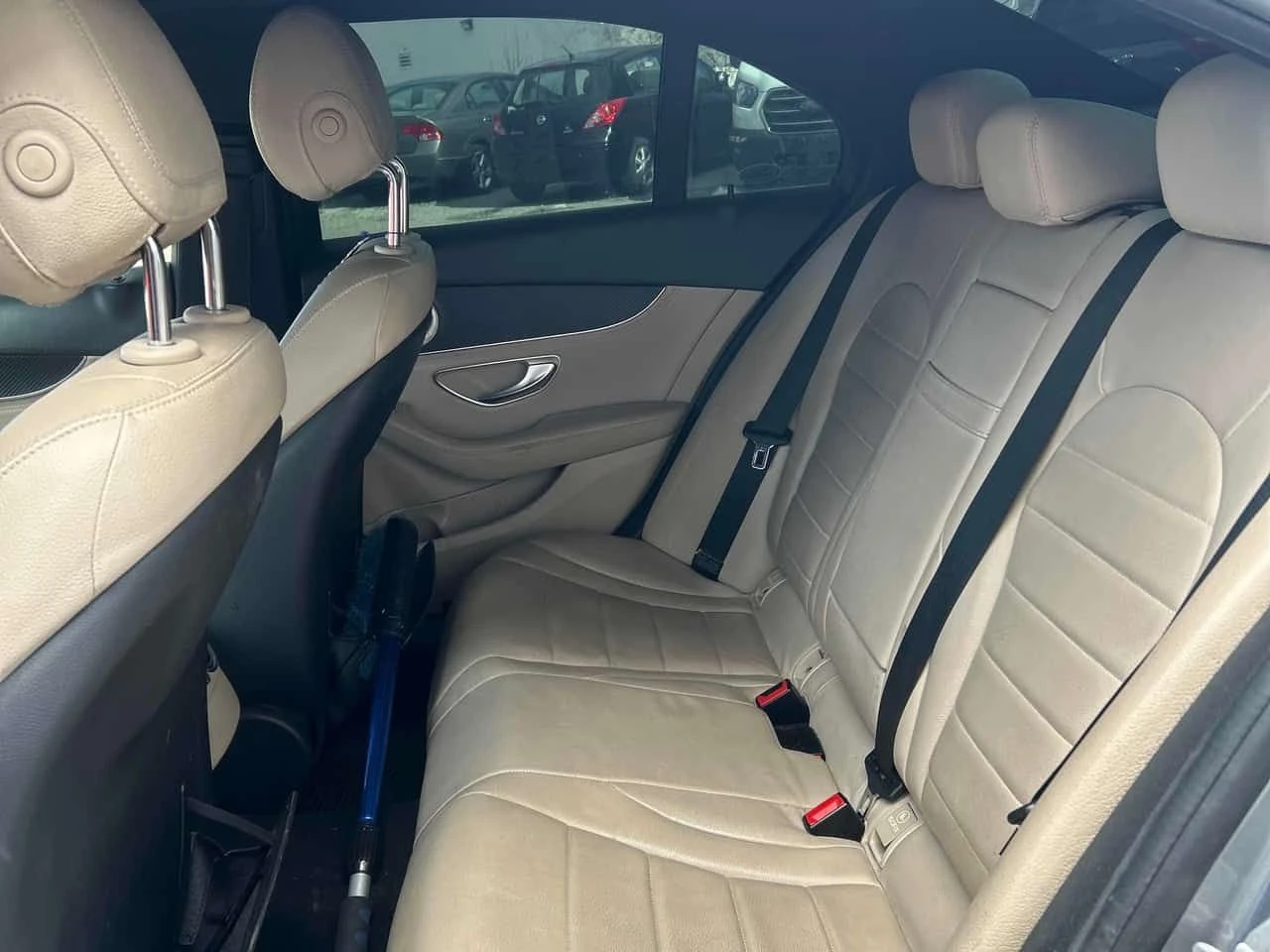 Mercedes-Benz C 400 4MATIC * AMG PACK* BURMASTER* ПОДГРЕВИ* , снимка 10 - Автомобили и джипове - 53841982