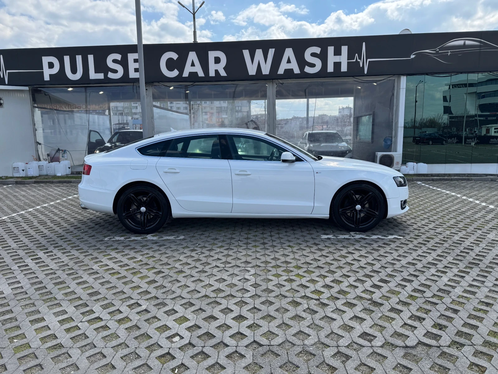 Audi A5 SportBack 2.0TFSI Автоматик 211кс Turbo, снимка 6 - Автомобили и джипове - 53988196