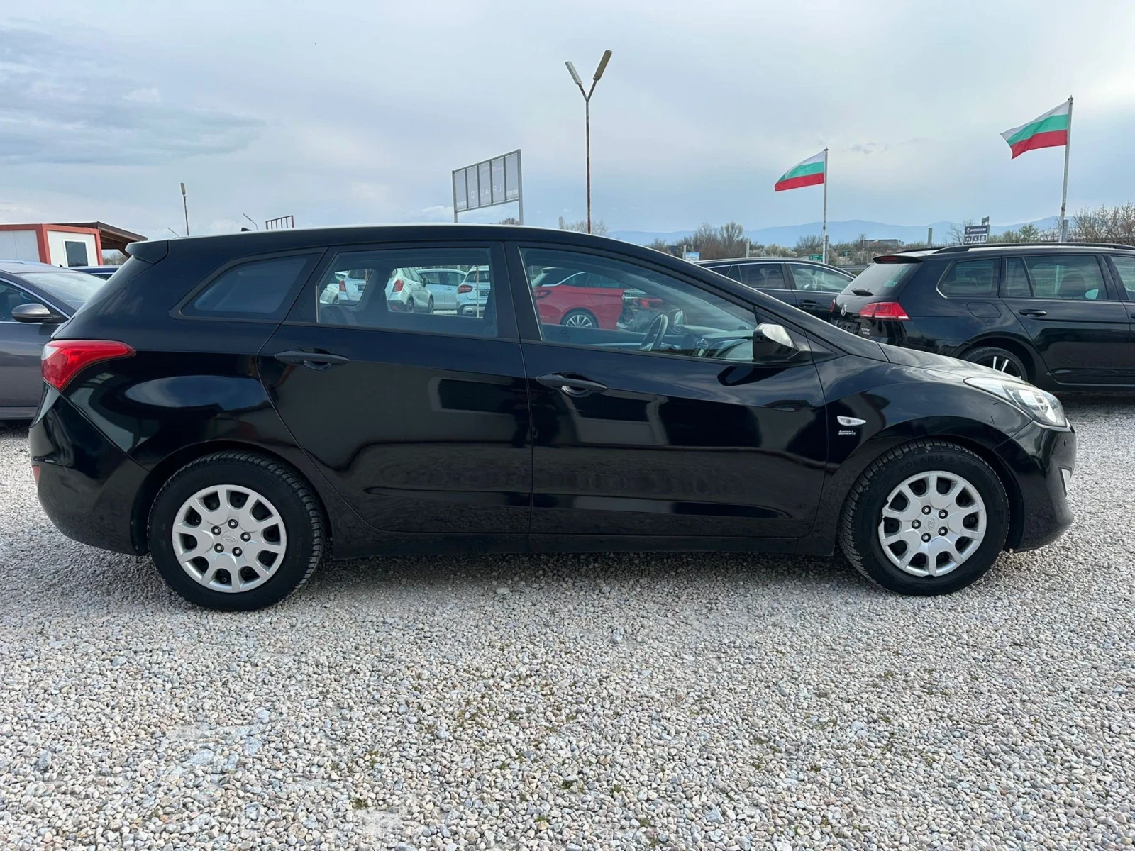 Hyundai I30 1.6crdt-КЛИМАТРОНИК, снимка 6 - Автомобили и джипове - 54095314