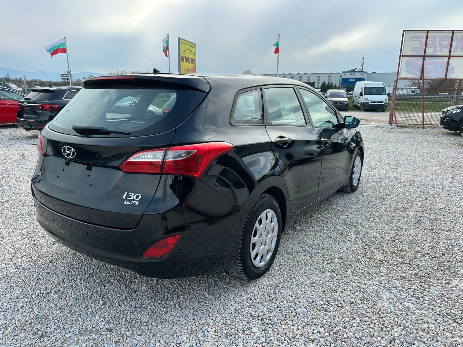 Hyundai I30 1.6crdt-КЛИМАТРОНИК, снимка 7 - Автомобили и джипове - 54095314