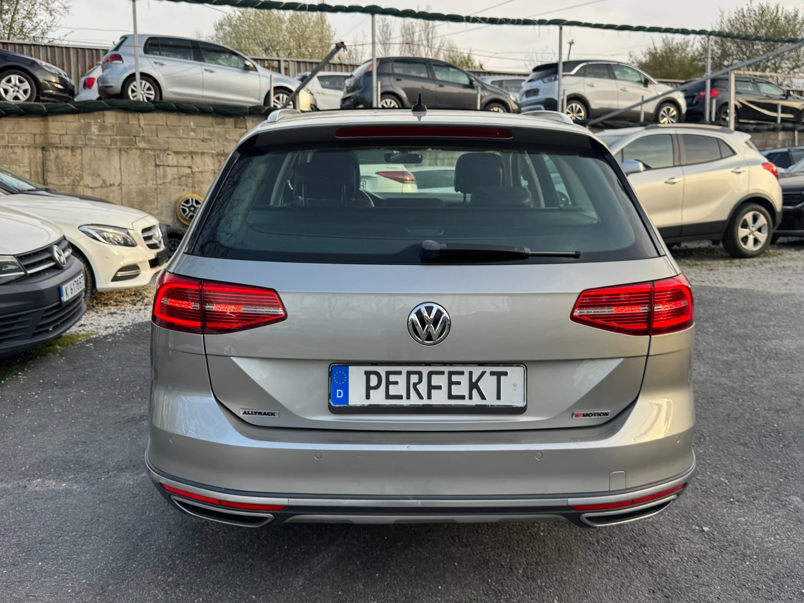 VW Passat Alltrack* 2.0TDI* DSG* LED* Panorama, снимка 5 - Автомобили и джипове - 54195195