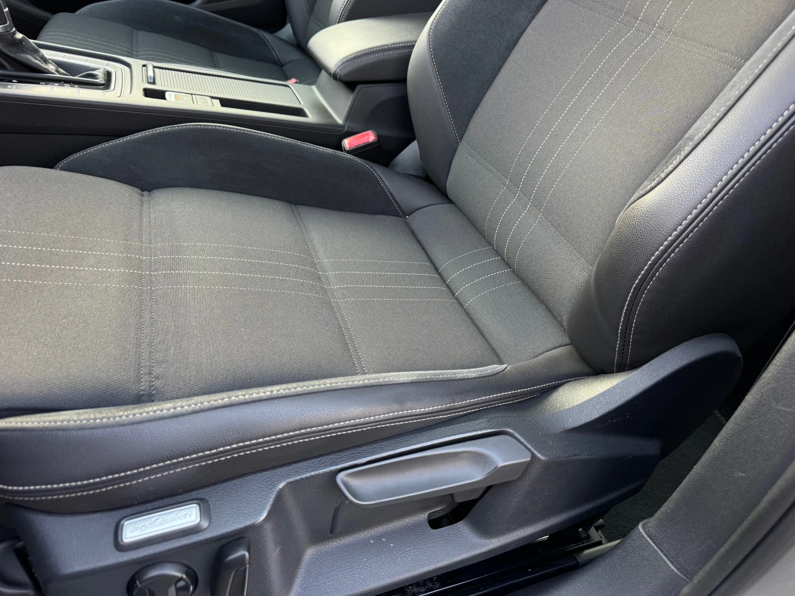 VW Passat Alltrack* 2.0TDI* DSG* LED* Panorama, снимка 11 - Автомобили и джипове - 54195195