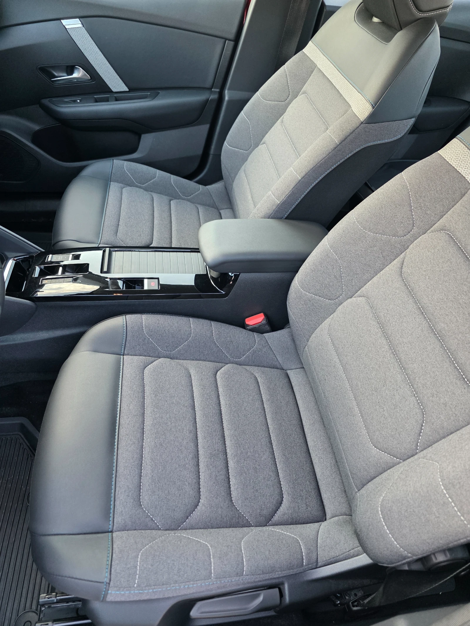 Citroen C4X, снимка 10 - Автомобили и джипове - 54219277