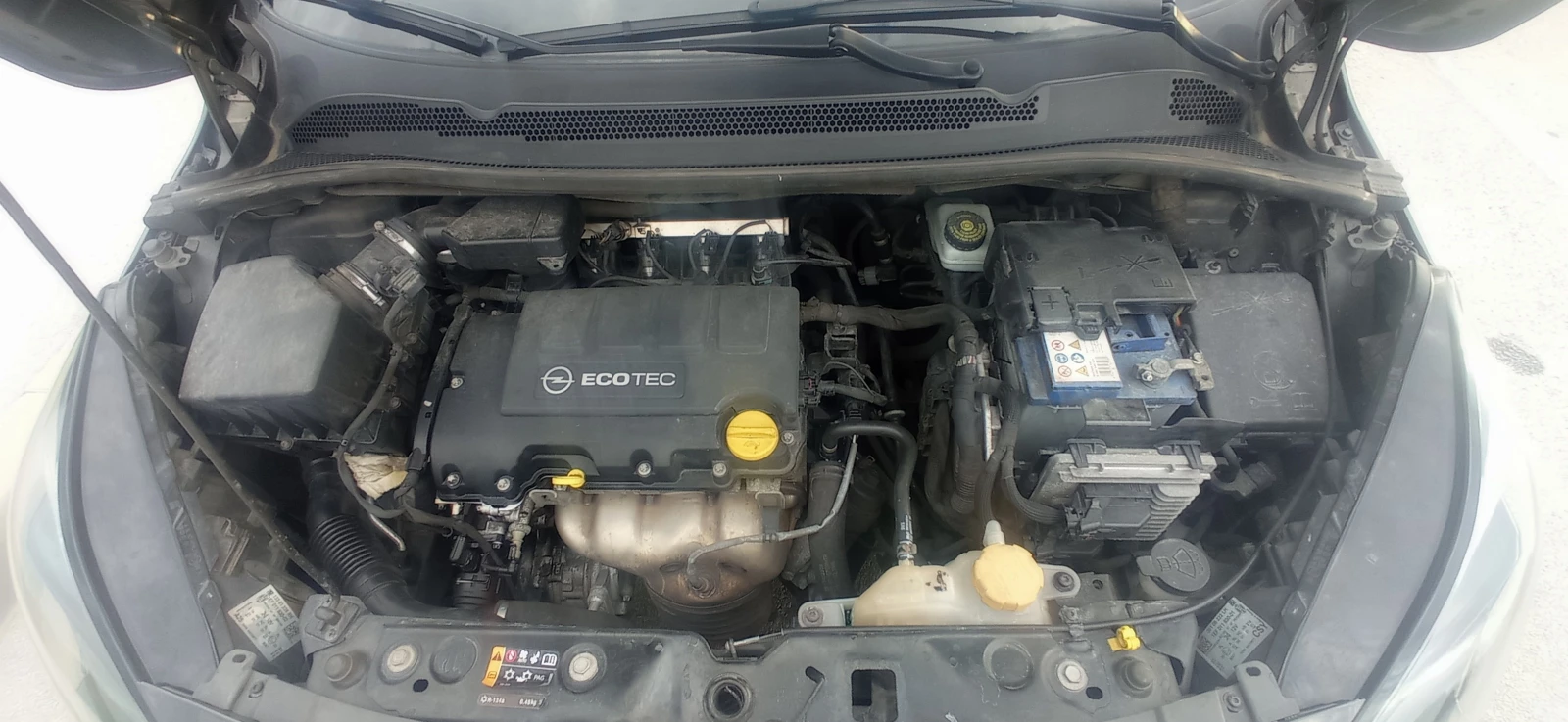 Opel Corsa Е.1.4/90кс Без Турбо* , снимка 17 - Автомобили и джипове - 54582119