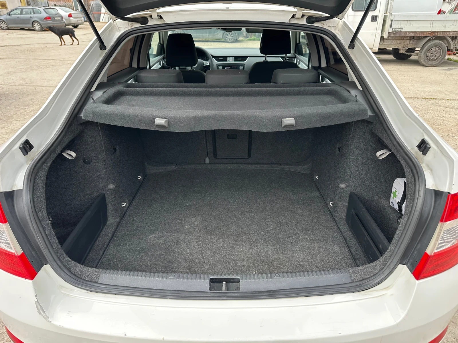 Skoda Octavia, снимка 11 - Автомобили и джипове - 54672468