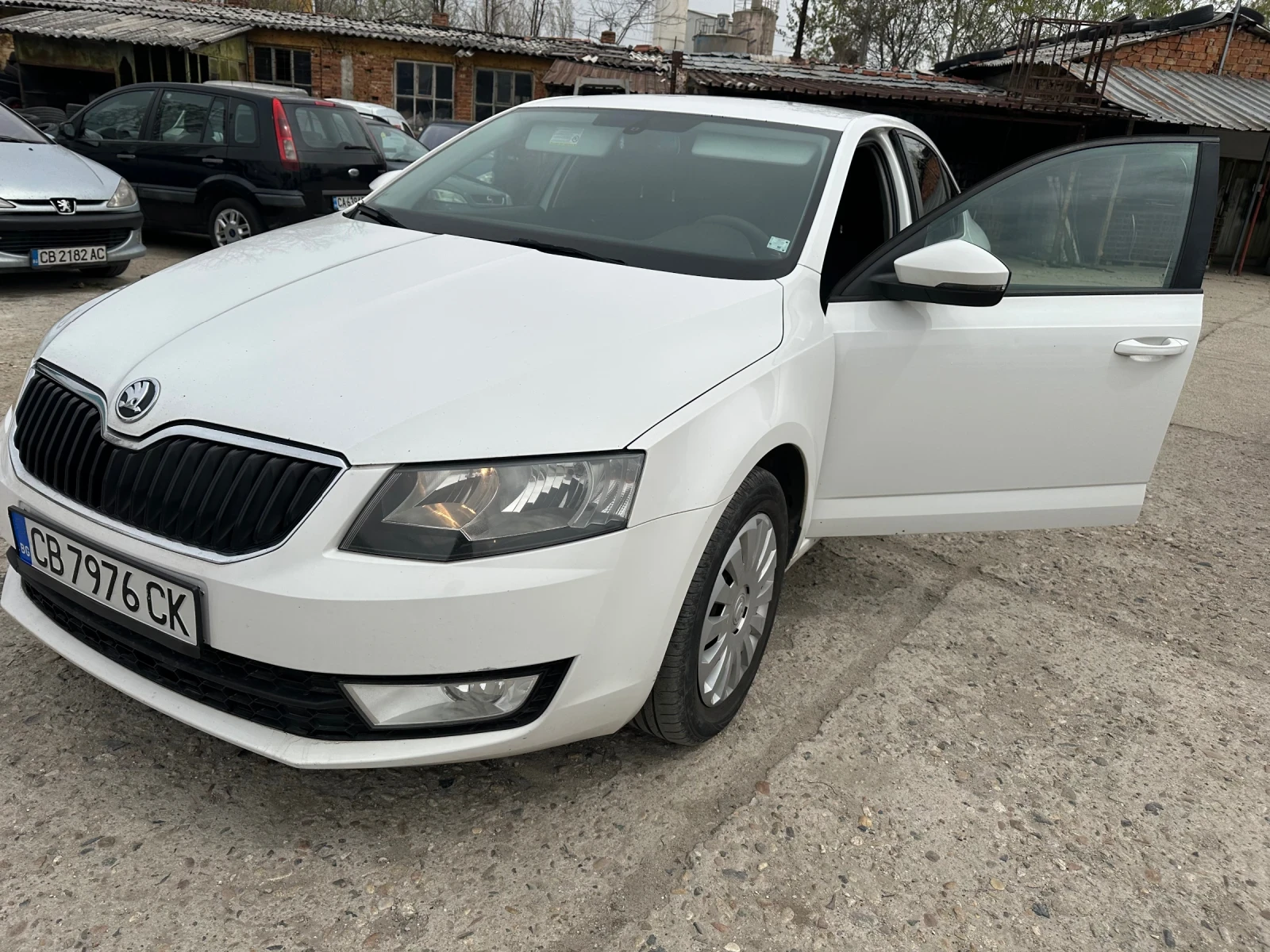 Skoda Octavia, снимка 2 - Автомобили и джипове - 54672468