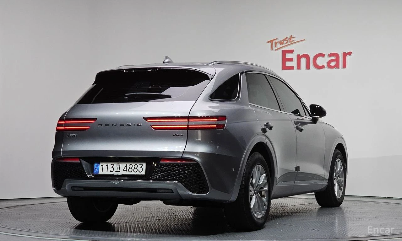 Genesis GV70 2.2 DIESEL* AWD* КОЖА* ПОДГР* ОБДУХ* 360* HUD* LIN, снимка 2 - Автомобили и джипове - 54666690