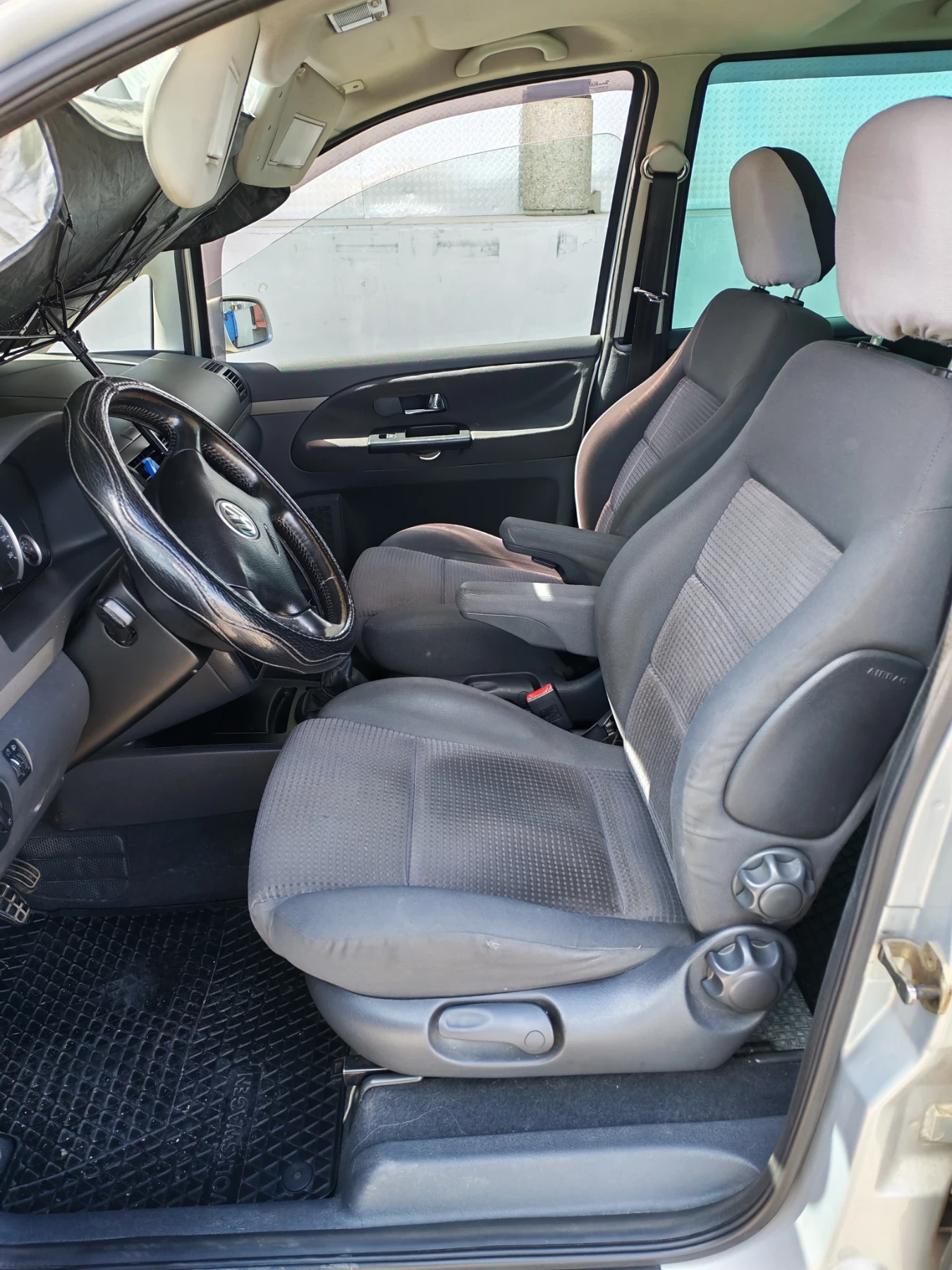 VW Sharan, снимка 6 - Автомобили и джипове - 54709366
