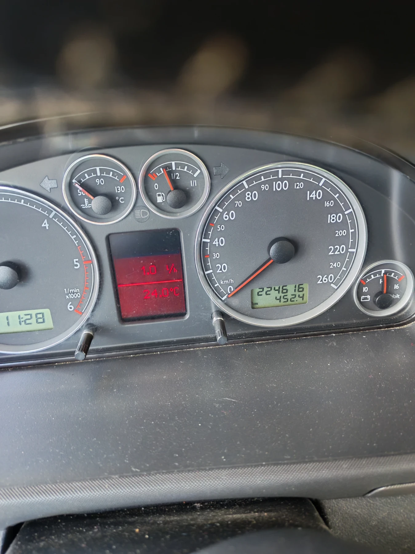 VW Sharan, снимка 7 - Автомобили и джипове - 54709366