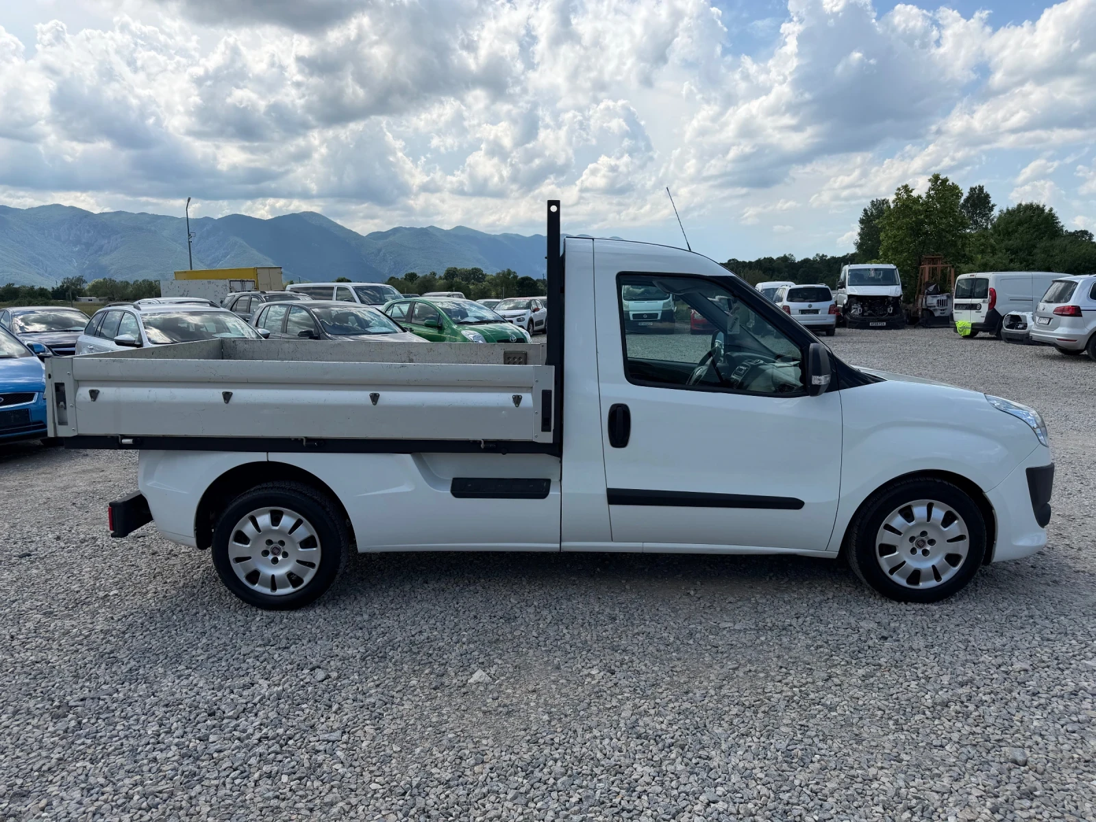 Fiat Doblo 1.6D-105PS-КЛИМАТИК, снимка 4 - Автомобили и джипове - 54860899