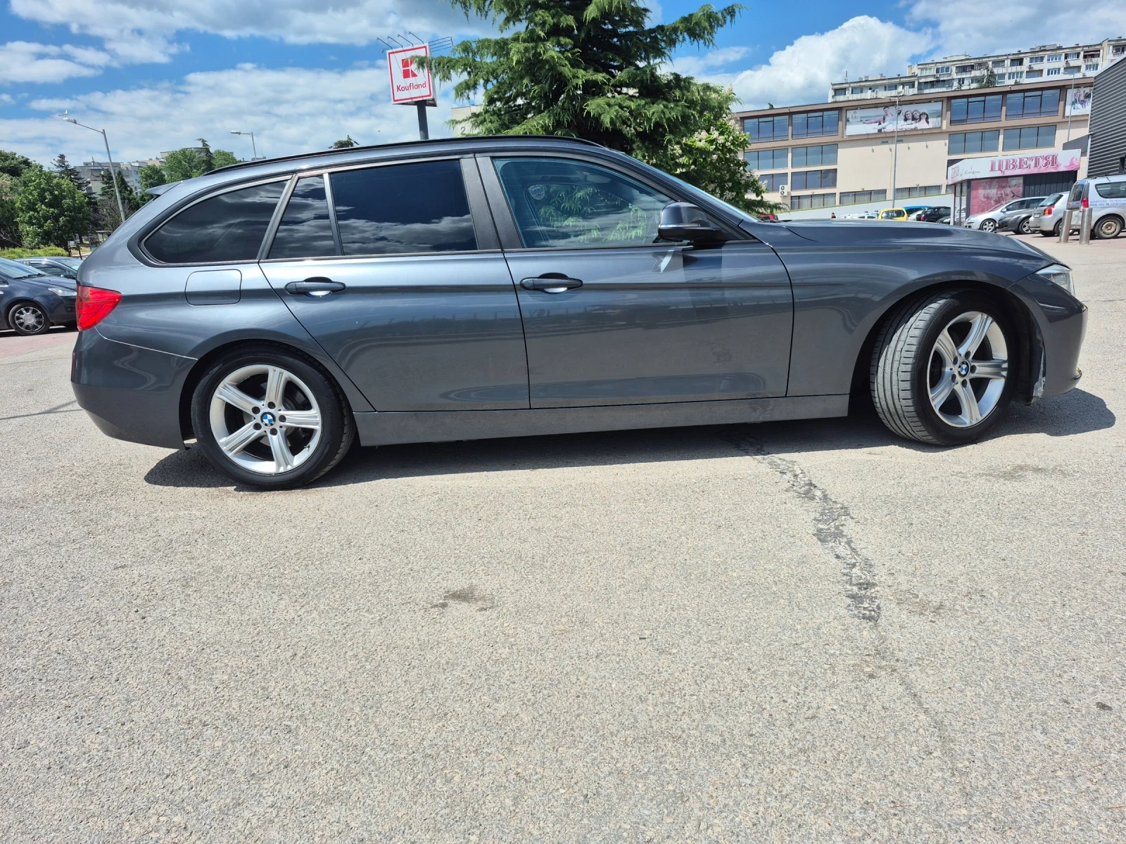 BMW 320, снимка 7 - Автомобили и джипове - 54973123