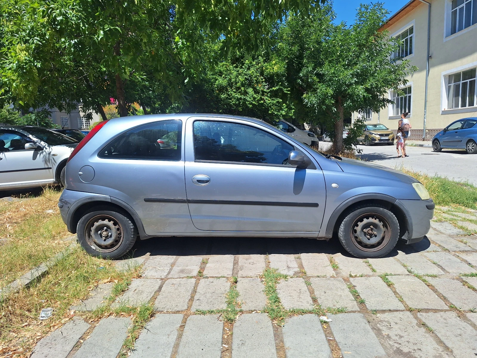 Opel Corsa 1.2, снимка 2 - Автомобили и джипове - 55240304