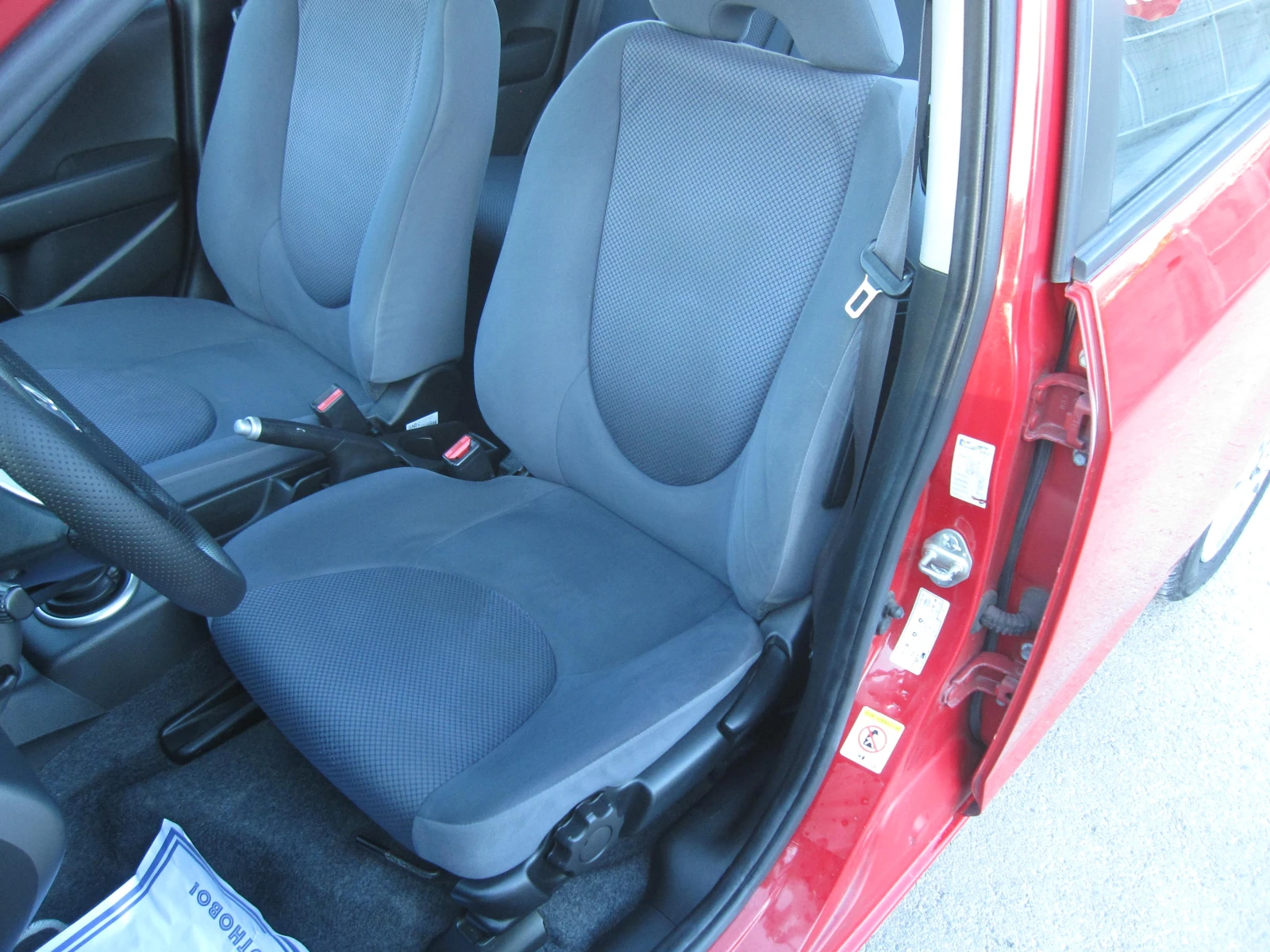 Honda Jazz 1, 4-Климкатроник, снимка 8 - Автомобили и джипове - 55981217