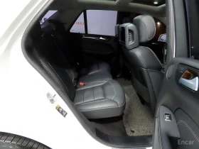 Mercedes-Benz ML 350 4MATIC* BLUE TEC* КОЖА* ПОДГРЕВ* ОБДУХВАНЕ* ПАНО, снимка 7