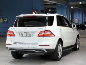 Mercedes-Benz ML 350 4MATIC* BLUE TEC* КОЖА* ПОДГРЕВ* ОБДУХВАНЕ* ПАНО, снимка 4