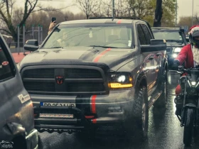 Dodge RAM 1500 5.7 HEMI, снимка 1