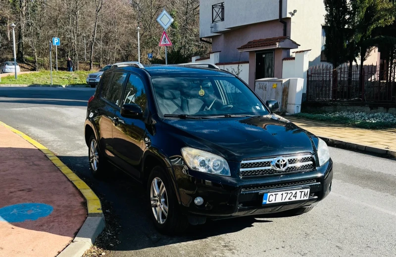 Toyota Rav4 2.2 4X4 6 скорости, снимка 1 - Автомобили и джипове - 48281669