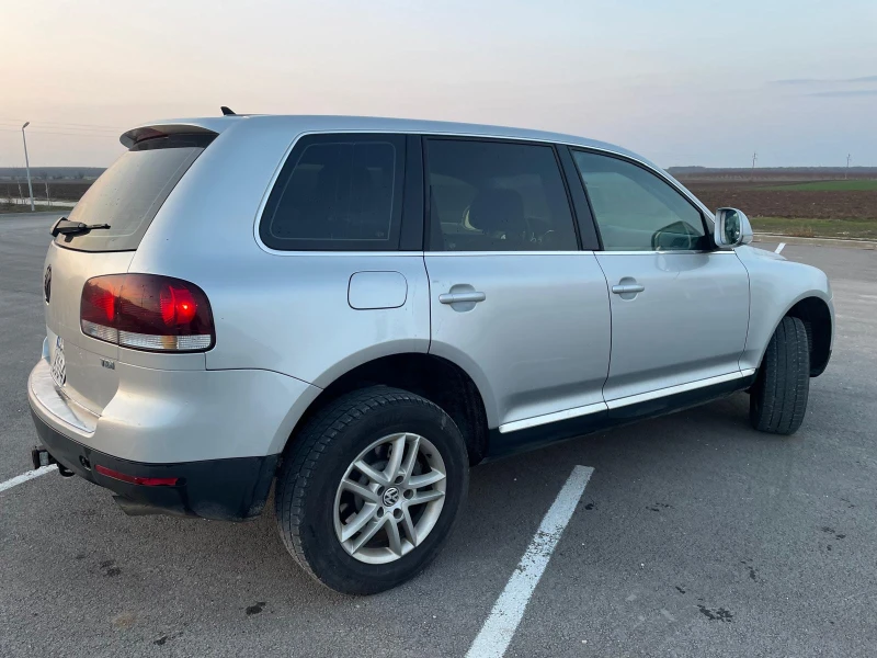 VW Touareg, снимка 5 - Автомобили и джипове - 49158167