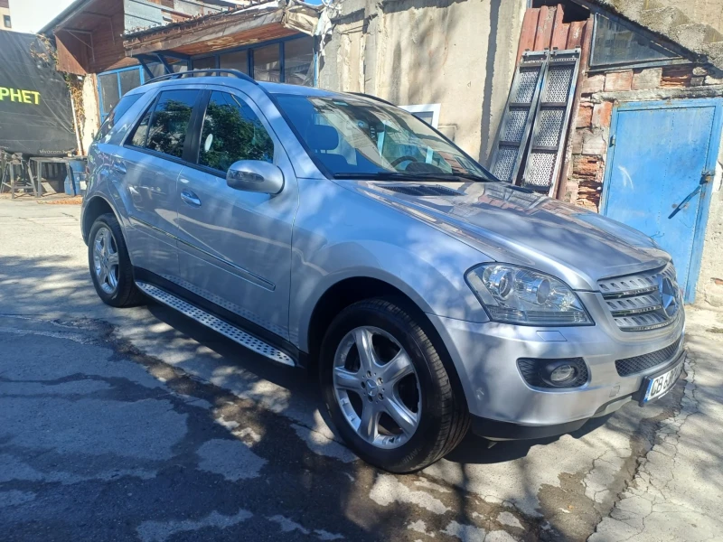 Mercedes-Benz ML 320 4 matic, снимка 3 - Автомобили и джипове - 51842217