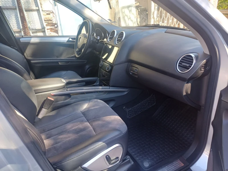 Mercedes-Benz ML 320 4 matic, снимка 10 - Автомобили и джипове - 51842217