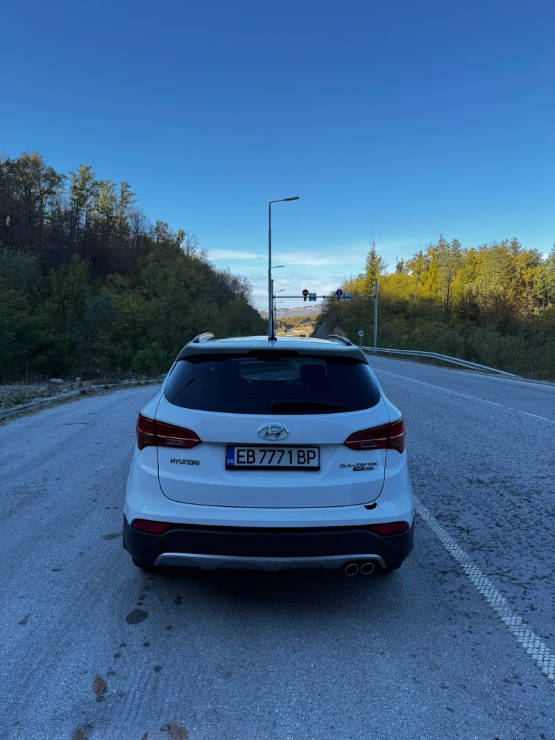 Hyundai Santa fe 2.2CRDI-Keyless-4WD-Панорама, снимка 6 - Автомобили и джипове - 51938682