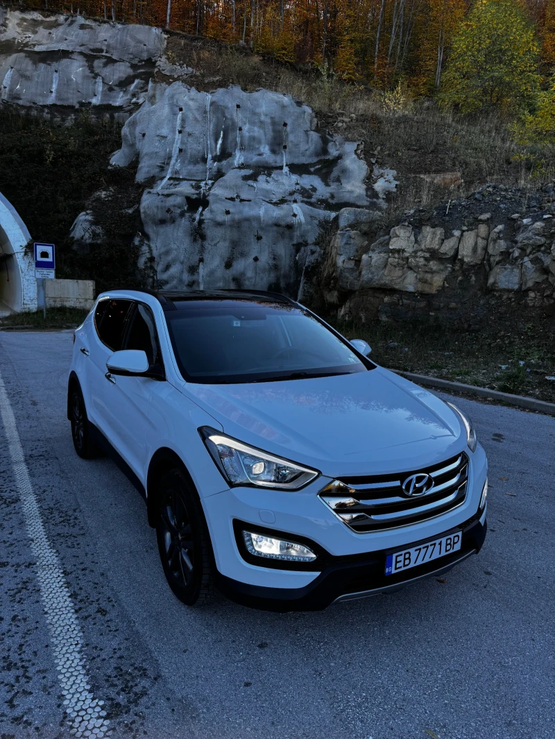Hyundai Santa fe 2.2CRDI-Keyless-4WD-Панорама, снимка 2 - Автомобили и джипове - 51938682