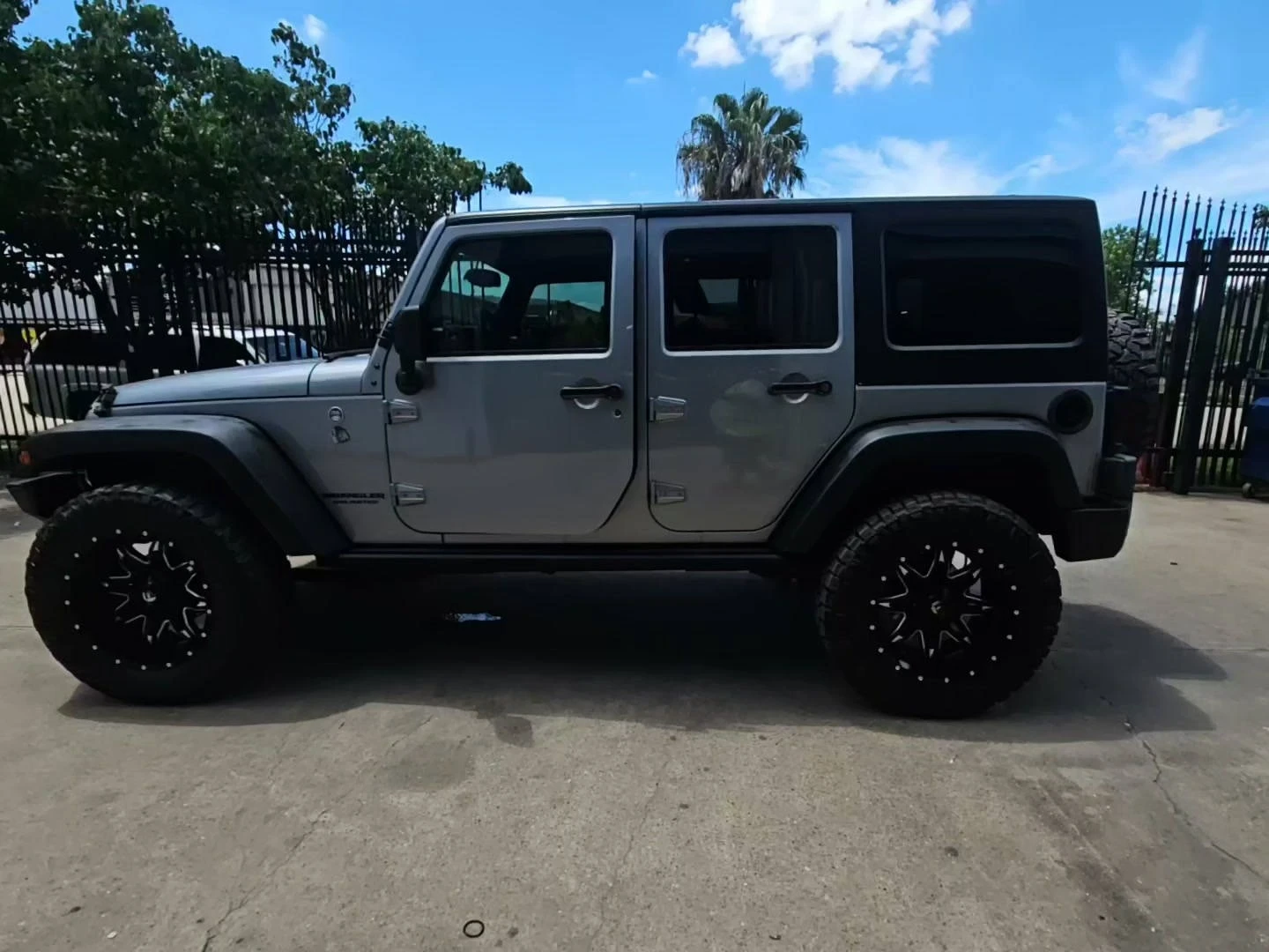 Jeep Wrangler 2016* UNLIMITED* 3.6* ДЪЛГА БАЗА* ПЕРФЕКТЕН ЗА ГАЗ - изображение 2