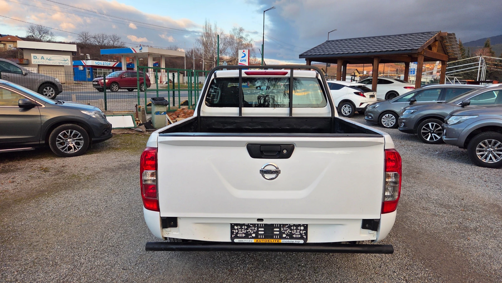 Nissan Navara 2.3d EUR.6 - изображение 8