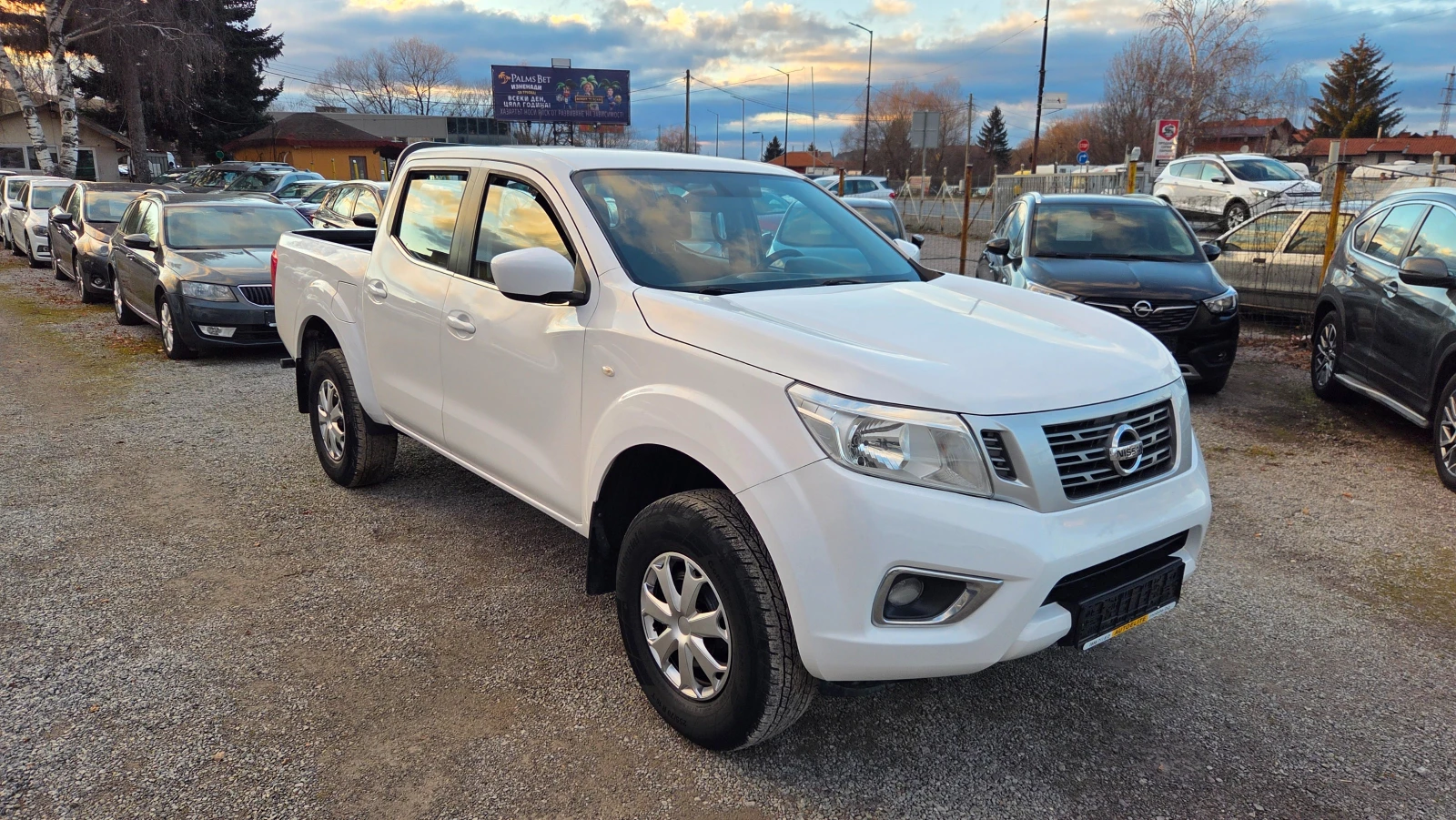 Nissan Navara 2.3d EUR.6 - изображение 2