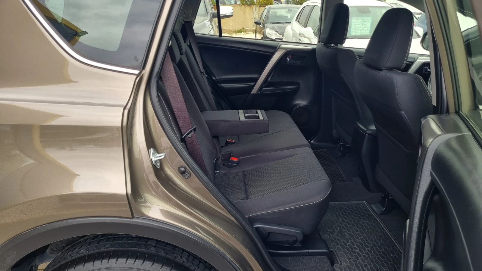 Toyota Rav4 2.0D4D* * ����� ��������!!! | Mobile.bg � ����������� 11