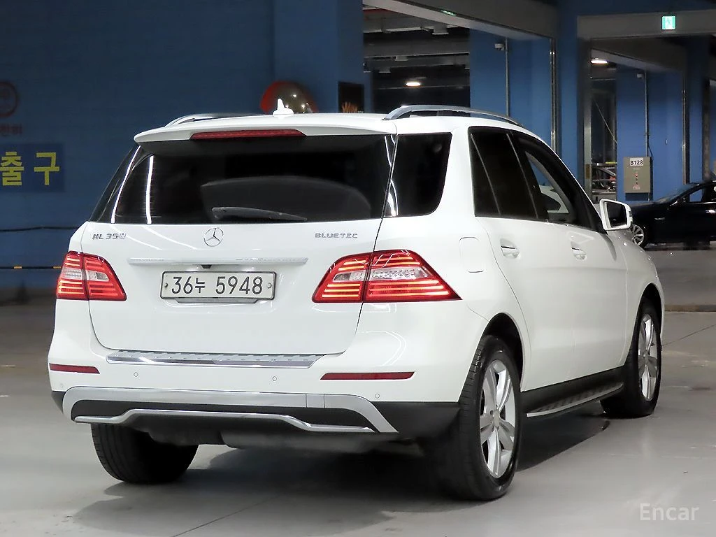 Mercedes-Benz ML 350 4MATIC* BLUE TEC* ����* �������* ���������* ���� | Mobile.bg � ����������� 4