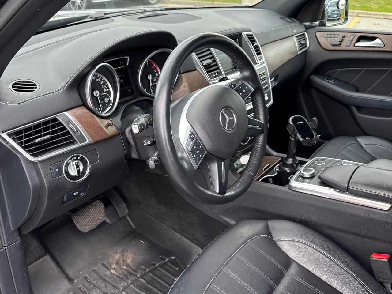 Mercedes-Benz GL 450 ПОДГРЕВИ * ПАНО * KEYLESS * CARFAX, снимка 5 - Автомобили и джипове - 54568827