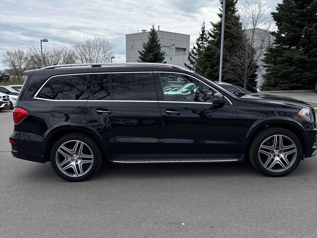 Mercedes-Benz GL 450 ПОДГРЕВИ * ПАНО * KEYLESS * CARFAX, снимка 3 - Автомобили и джипове - 54568827