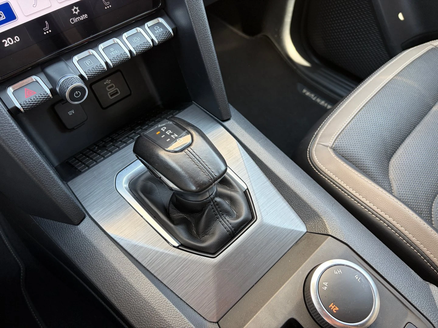 VW Amarok, снимка 11 - Автомобили и джипове - 56421205