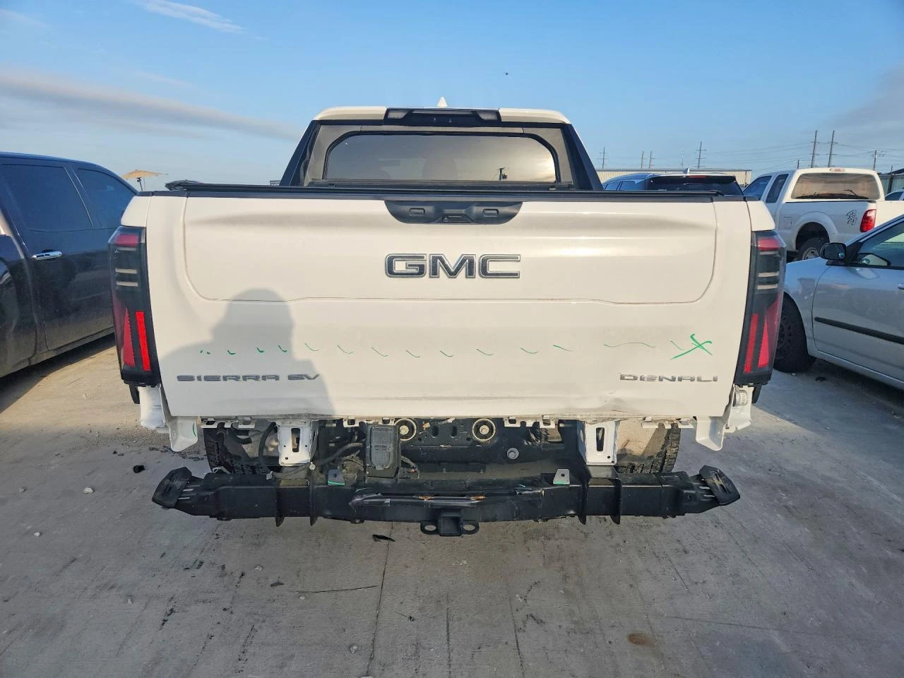 Gmc Sierra EV DENALI EXTENDED RANGE 4x4 | Mobile.bg � ����������� 5