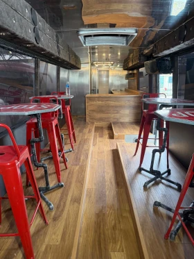 Iveco Uni Търговска каравана, снимка 1