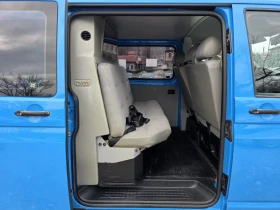 VW Transporter 2.5 TDI 131 К.С. ДЪЛГА БАЗА / 6 МЕСТА / КЛИМАТИК, снимка 11