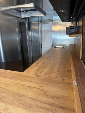 Iveco Uni Търговска каравана | Auto.bg — изображение 4