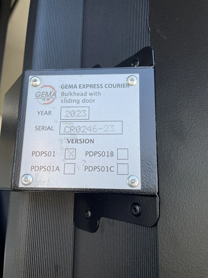 VW Crafter, снимка 8 - Бусове и автобуси - 51690245