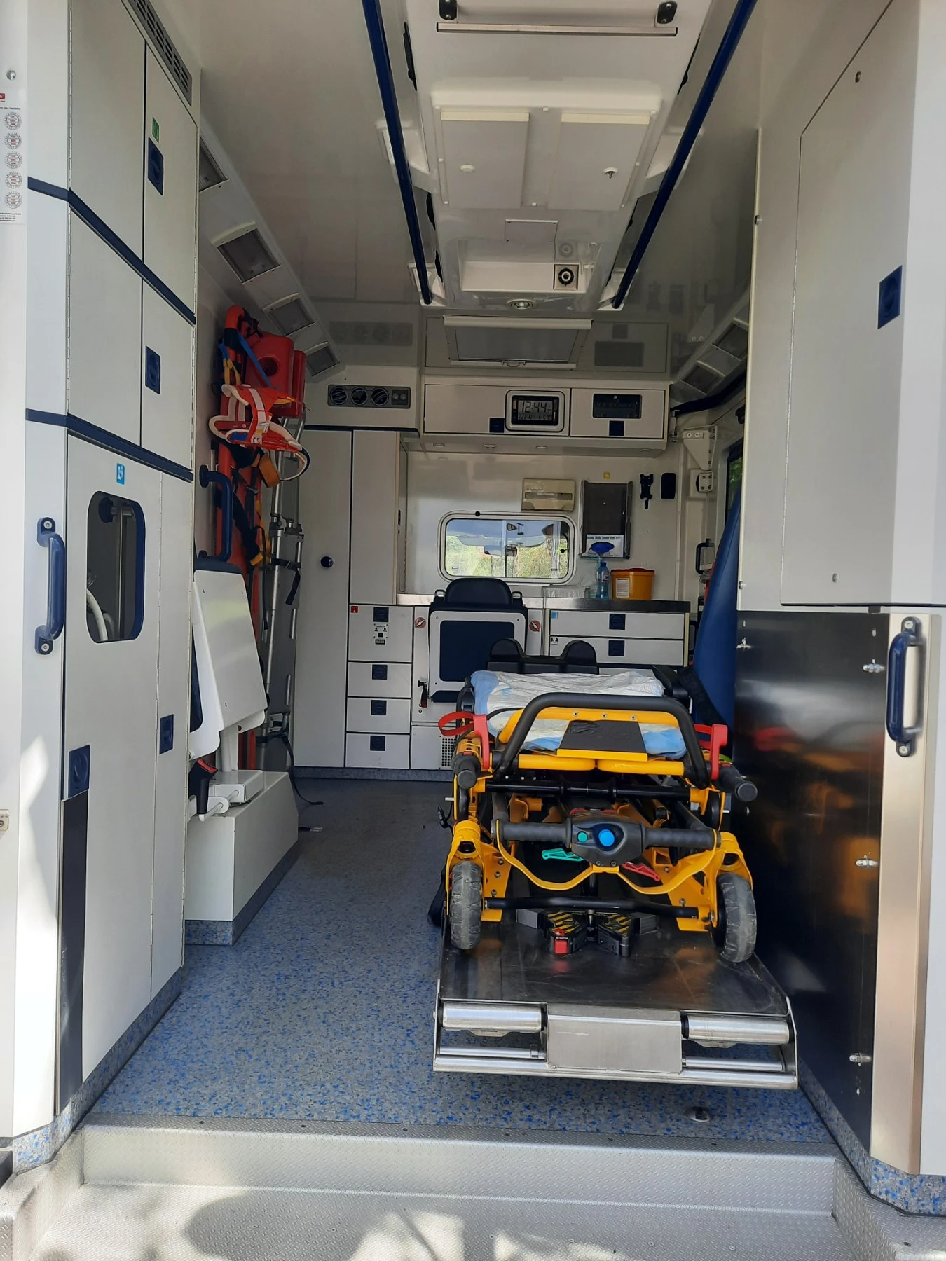 Mercedes-Benz Sprinter 2.2 DISEL - изображение 6