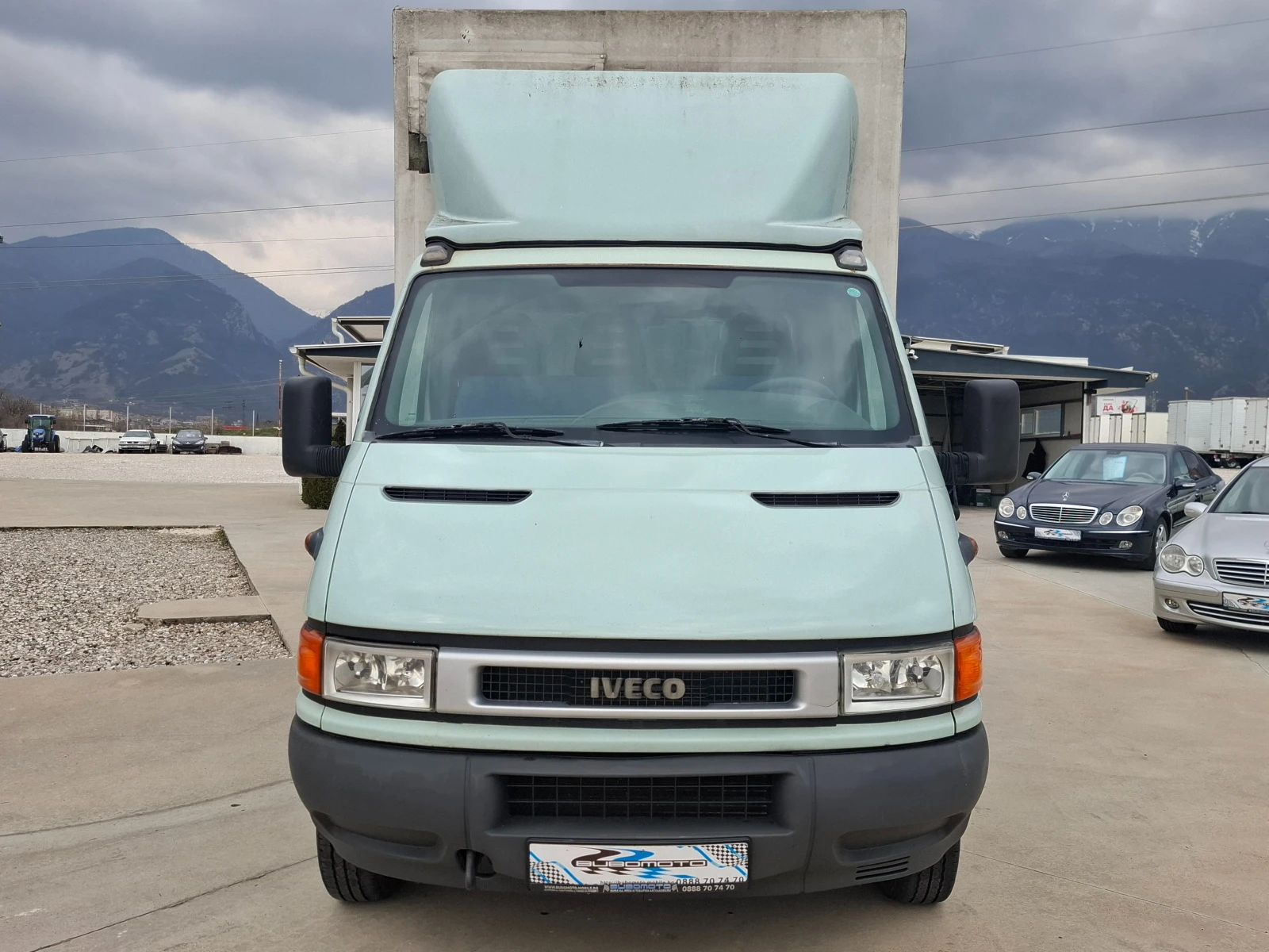 Iveco Daily 2.8/До3.5т/XXL/4.90м., снимка 5 - Бусове и автобуси - 53875024