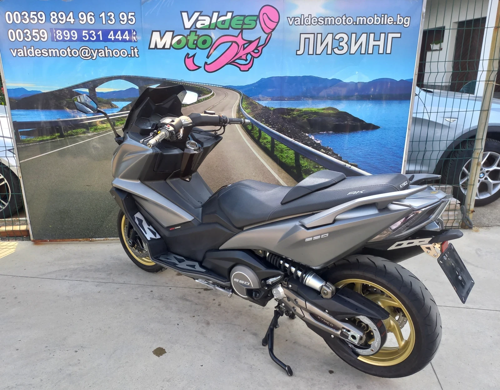 Kymco AK 550 ABS TC LED 14000 km - изображение 5
