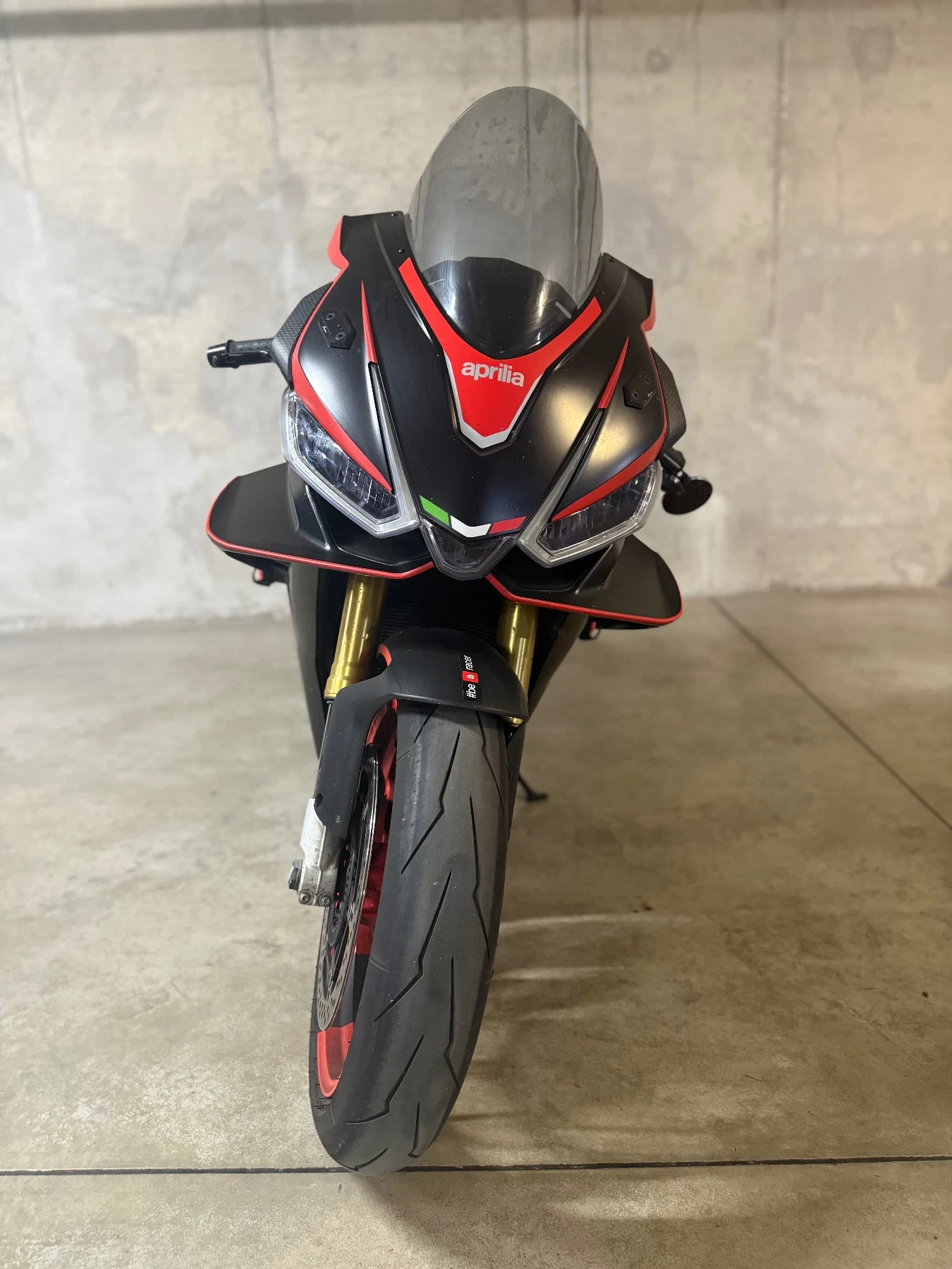 Aprilia RSV4 1100 - изображение 6