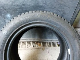 Гуми Зимни 235/55R17, снимка 6