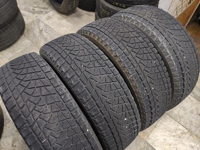 Гуми Зимни 225/70R17, снимка 5 - Гуми и джанти - 31793129