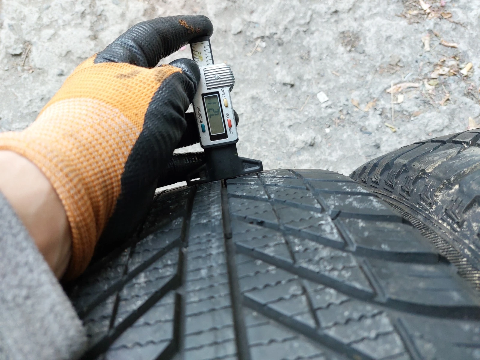 ���� 235/55R17 | Mobile.bg � ����������� 4