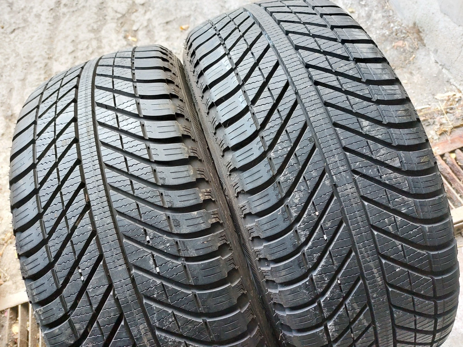 ���� 235/55R17 | Mobile.bg � ����������� 2