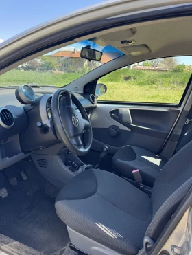 Toyota Aygo, снимка 12