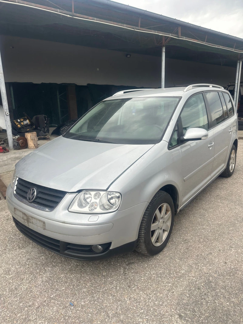 VW Touran 1.9TDI BKCDSG НА ЧАСТИ, снимка 1 - Автомобили и джипове - 47534898